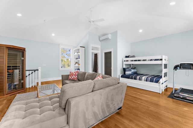 1064 N Shem Drive, Mount Pleasant, SC 29464