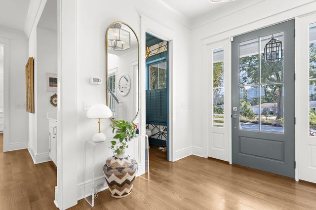 1064 N Shem Drive, Mount Pleasant, SC 29464