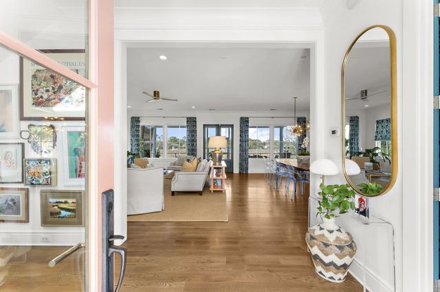 1064 N Shem Drive, Mount Pleasant, SC 29464