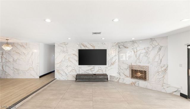 2840 Duneville Street, Las Vegas, NV 89146