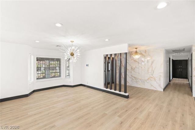 2840 Duneville Street, Las Vegas, NV 89146