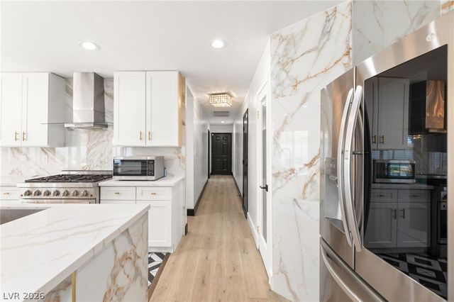 2840 Duneville Street, Las Vegas, NV 89146