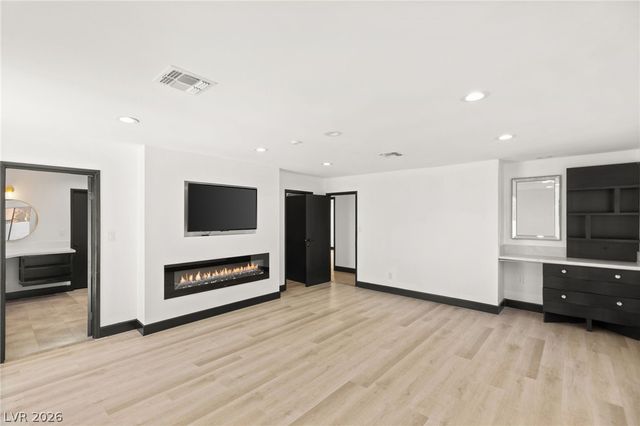 2840 Duneville Street, Las Vegas, NV 89146