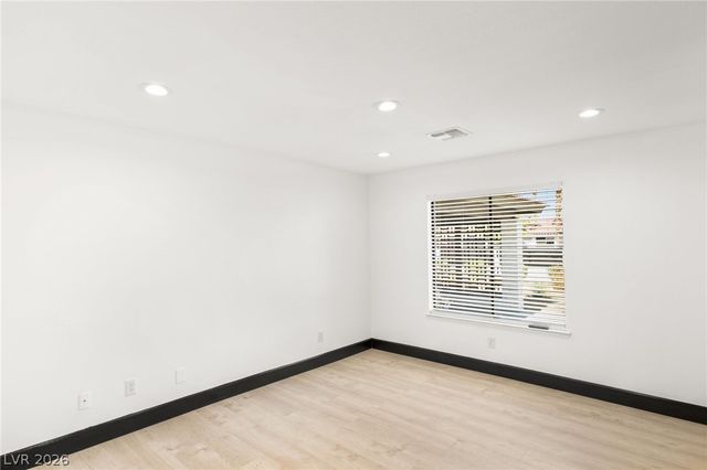 2840 Duneville Street, Las Vegas, NV 89146