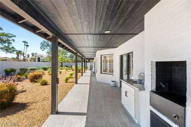 2840 Duneville Street, Las Vegas, NV 89146