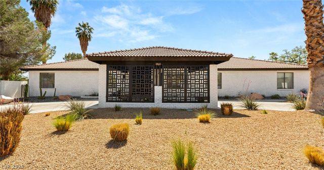 2840 Duneville Street, Las Vegas, NV 89146