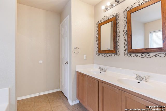 9179 EVERTON, San Antonio, TX 78245