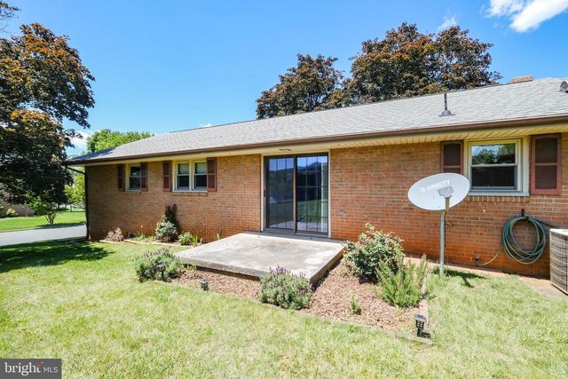 731 E STONEWALL DR, Front Royal, VA 22630
