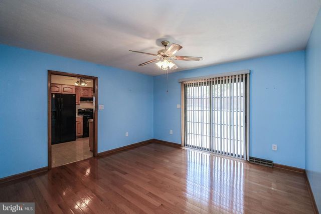 731 E STONEWALL DR, Front Royal, VA 22630
