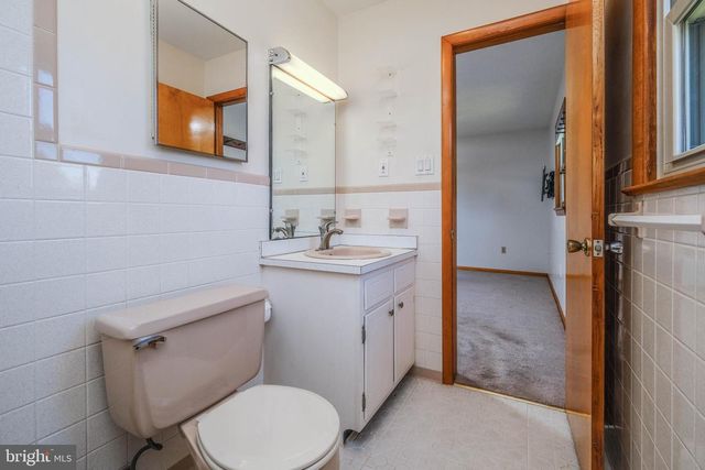 731 E STONEWALL DR, Front Royal, VA 22630
