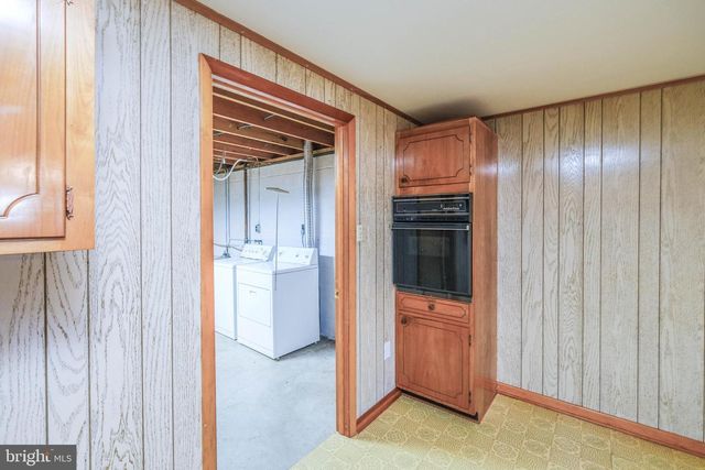 731 E STONEWALL DR, Front Royal, VA 22630