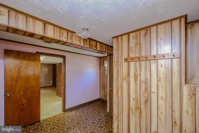 731 E STONEWALL DR, Front Royal, VA 22630