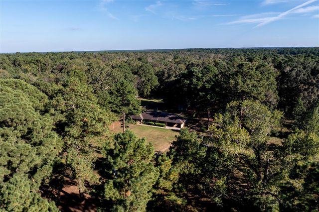 3544 County Road 1170, Kennard, TX 75847
