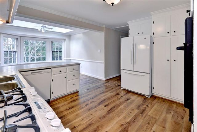 102 Holloway DR, Williamsburg, VA 23185