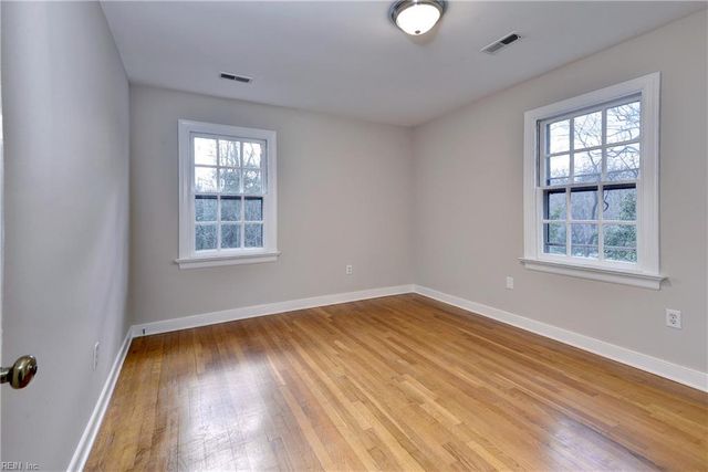 102 Holloway DR, Williamsburg, VA 23185