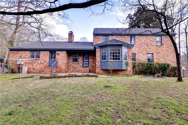 102 Holloway DR, Williamsburg, VA 23185