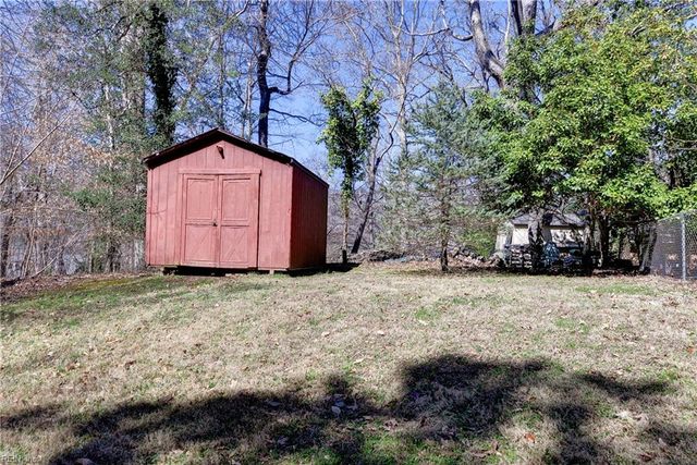 102 Holloway DR, Williamsburg, VA 23185