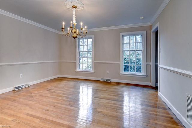 102 Holloway DR, Williamsburg, VA 23185