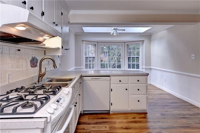 102 Holloway DR, Williamsburg, VA 23185