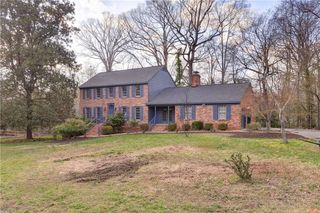 102 Holloway DR, Williamsburg, VA 23185