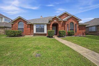 2338 Stillwater Drive, Mesquite, TX 75181