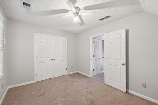 1300 Kennecott Way, Lexington, KY 40514