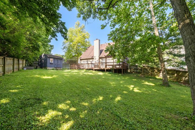 1300 Kennecott Way, Lexington, KY 40514