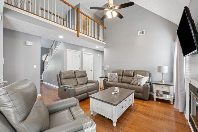 1300 Kennecott Way, Lexington, KY 40514