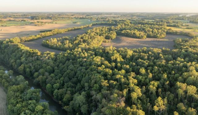 6 Sturgeon Creek Road, Cedar Hill, TN 37032