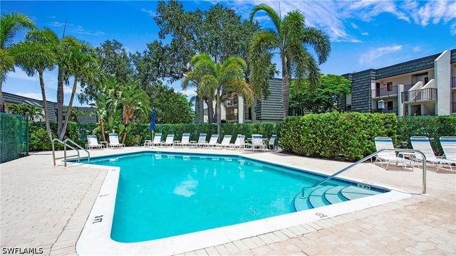 1545 Oyster Catcher PT A, Naples, FL 34105