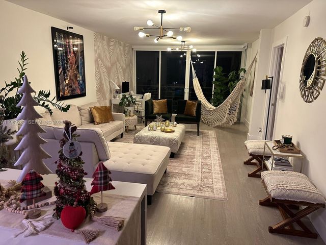 1811 Sabal Palm Dr 406, Davie, FL 33324