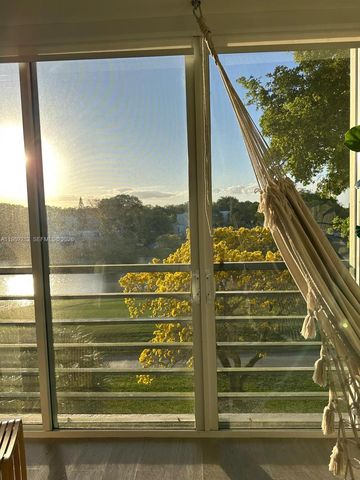 1811 Sabal Palm Dr 406, Davie, FL 33324