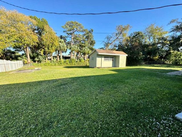 27 GARNET AVENUE, Titusville, FL 32796