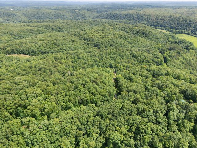 2401 Bell Point Road, Beattyville, KY 41311