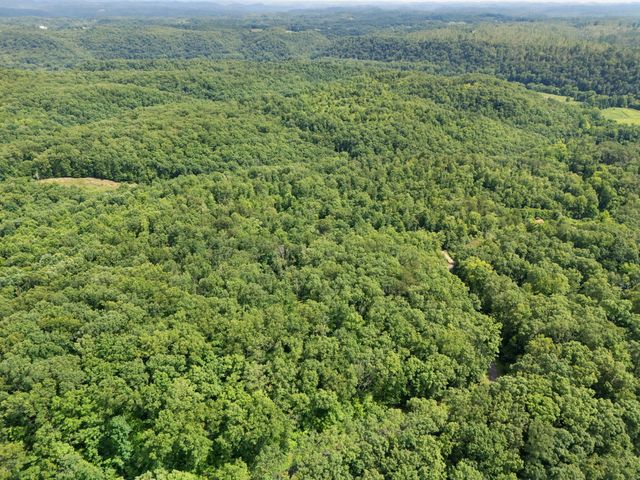 2401 Bell Point Road, Beattyville, KY 41311