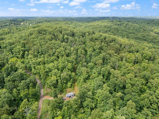 2401 Bell Point Road, Beattyville, KY 41311