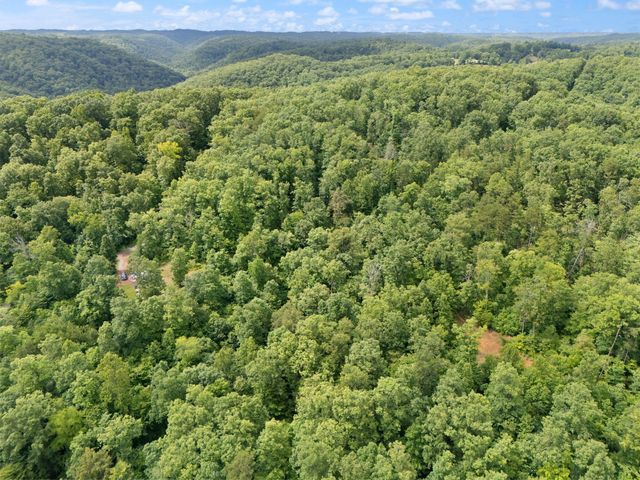 2401 Bell Point Road, Beattyville, KY 41311