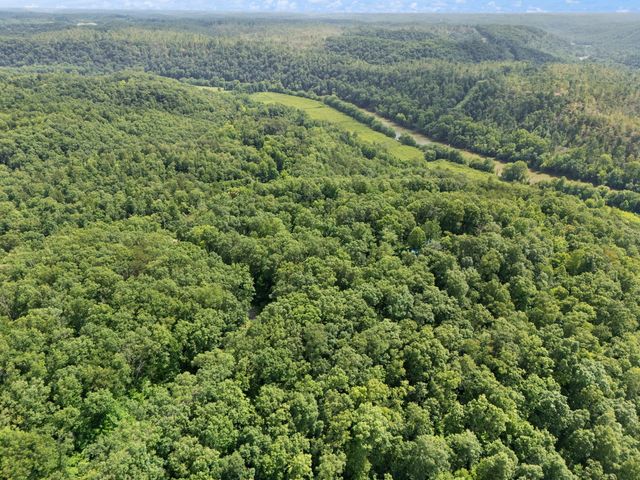 2401 Bell Point Road, Beattyville, KY 41311