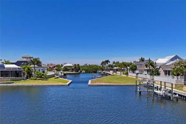 5714 SEA TROUT PLACE, Apollo Beach, FL 33572