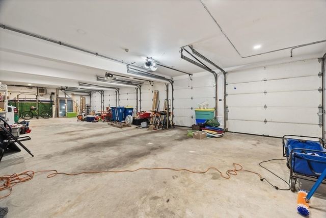 10 Kathy Ln, East Bridgewater, MA 02333