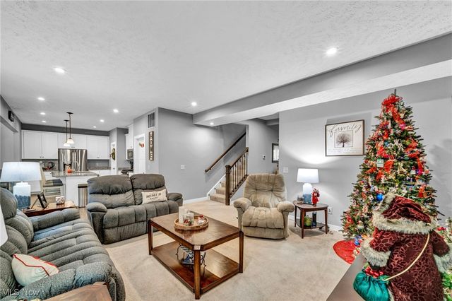 38777 Country Club Drive, Avon, OH 44011