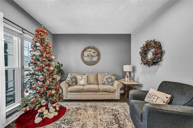 38777 Country Club Drive, Avon, OH 44011