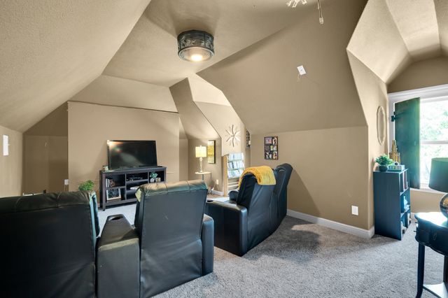 116 Spring Creek Drive, Waxahachie, TX 75165