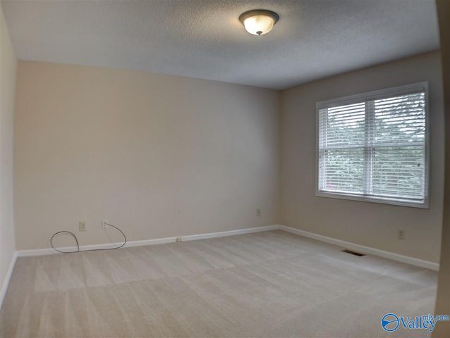 2503 Wynterhall Road, Huntsville, AL 35803