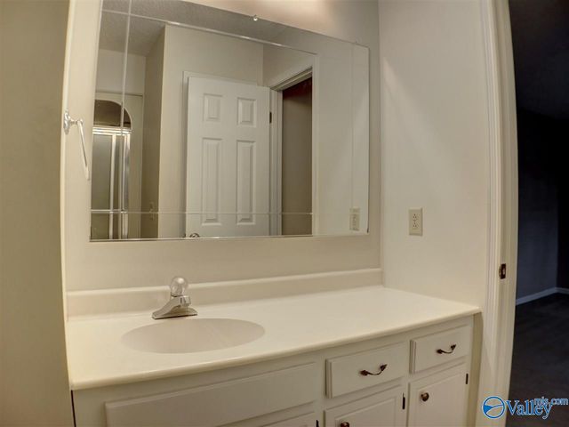 2503 Wynterhall Road, Huntsville, AL 35803