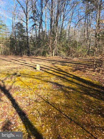 40412 MEDLEYS LN, Mechanicsville, MD 20659