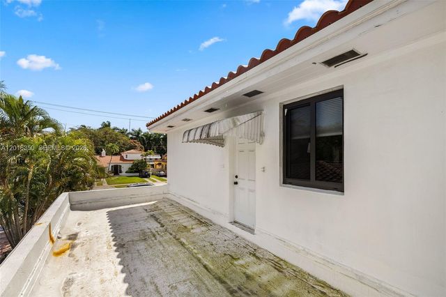 3420 Sheridan Ave, Miami Beach, FL 33140