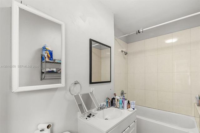 3420 Sheridan Ave, Miami Beach, FL 33140