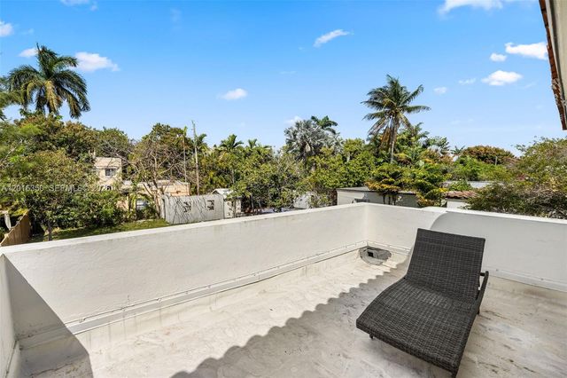 3420 Sheridan Ave, Miami Beach, FL 33140