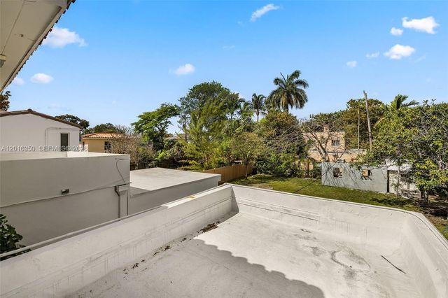 3420 Sheridan Ave, Miami Beach, FL 33140